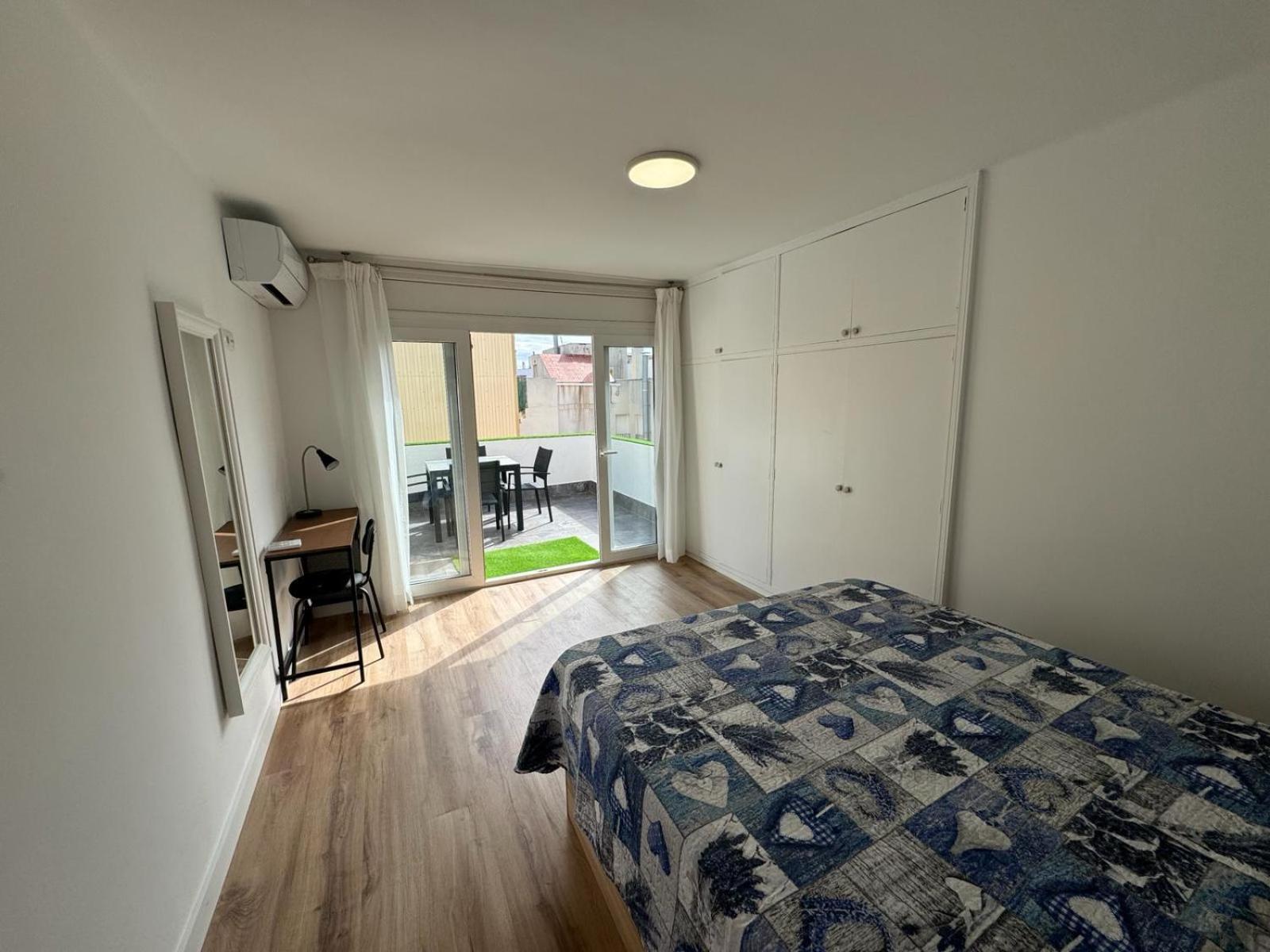 Acogedor Apartamento A 50 Metros Del Mar Cambrils Extérieur photo